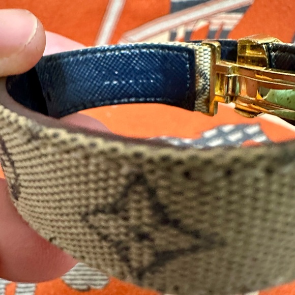 LOUIS VUITTON❤️🌟BLACK MONOGRAM BRACELET⭐️ - Picture 4 of 4